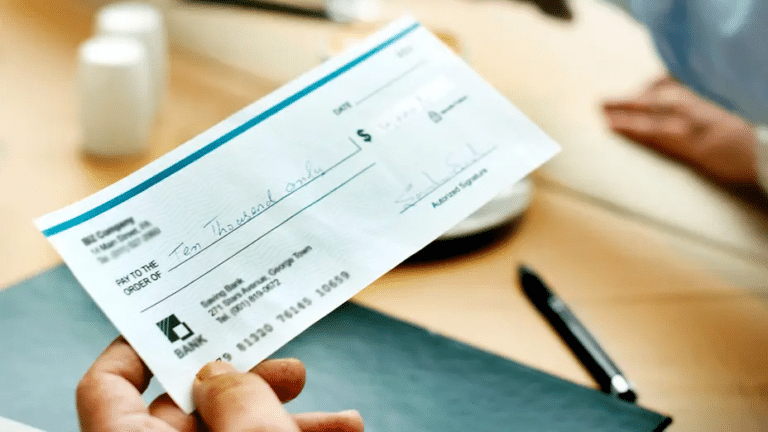 Cheques rechazados por falta de fondos: se triplicaron en un año