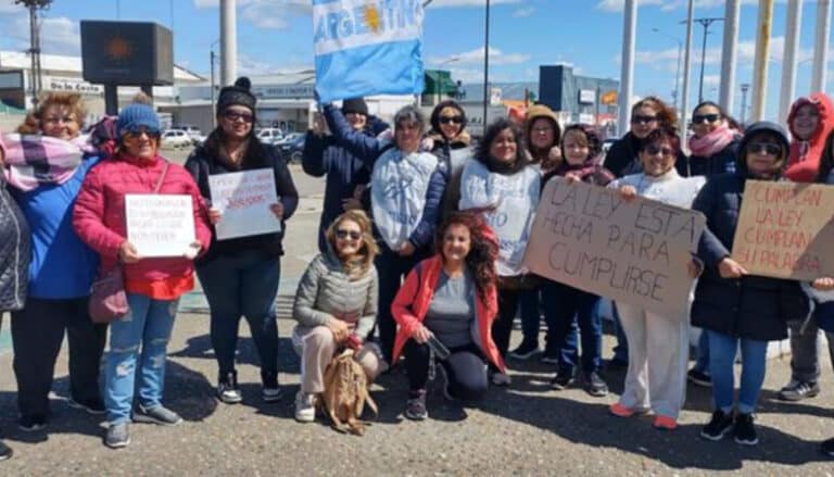 Policías retirados convocan a una movilización en Río Grande por haberes adeudados